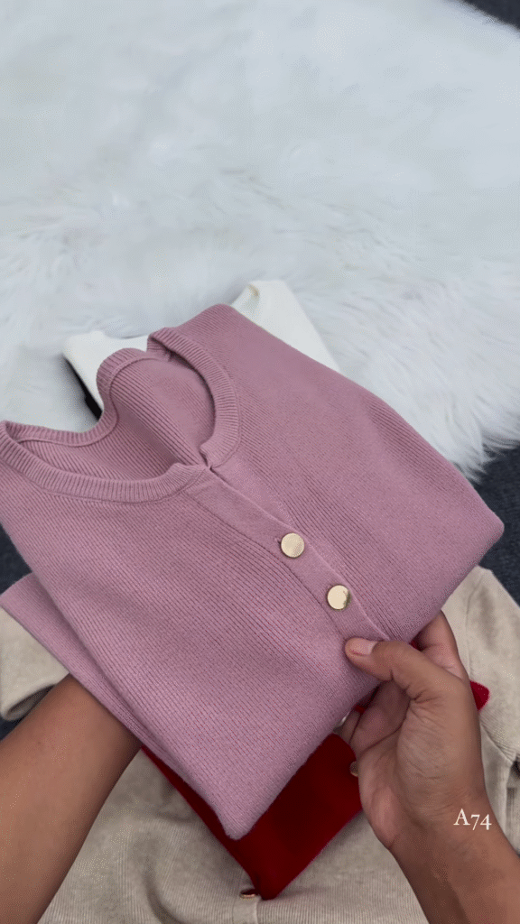 Classic Button Knit Cardigan – Timeless, Soft, and Effortlessly Versatile ✨🧶 - Photo 4