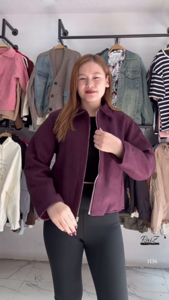 Minimalist Zip-Up Jacket – Cozy, Clean, and Effortlessly Chic ✨🧥 - Photo 3