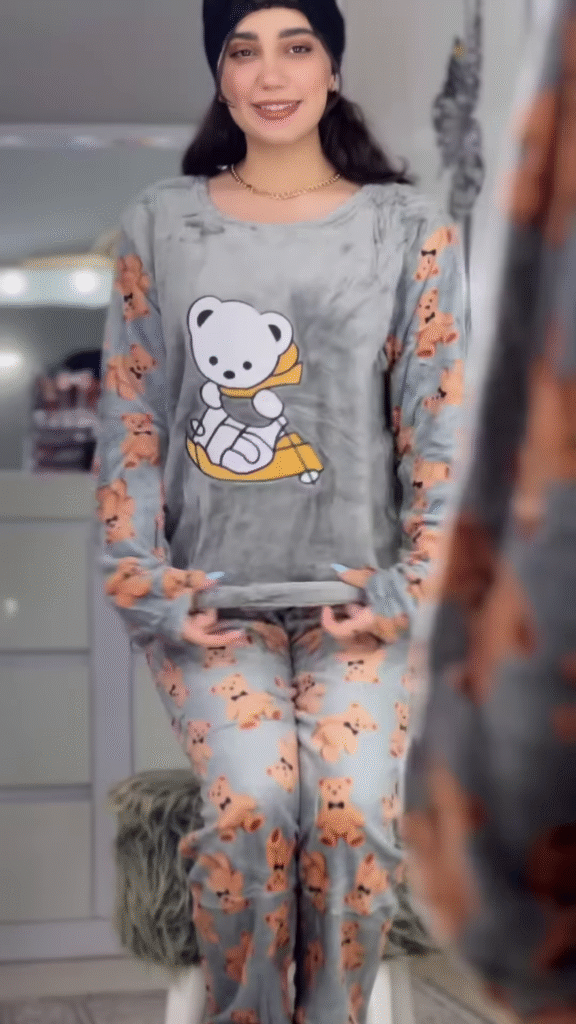 Plush Fleece Winter Pyjama Set – Ultra‑Soft, Cute Prints, All‑Night Coziness 💤� - Photo 3