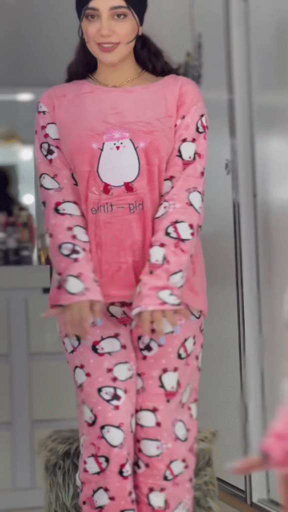 Plush Fleece Winter Pyjama Set – Ultra‑Soft, Cute Prints, All‑Night Coziness 💤� - Photo 5