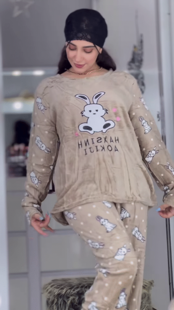 Plush Fleece Winter Pyjama Set – Ultra‑Soft, Cute Prints, All‑Night Coziness 💤� - Photo 7