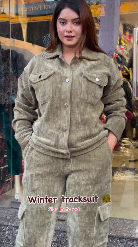 Corduroy Winter Tracksuit – Warm, Street‑Chic, and Comfort Ready 🧥� - Photo 1
