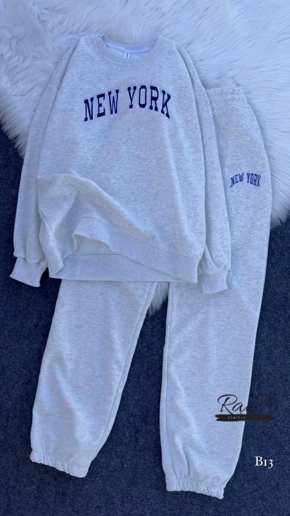 New York Print Black Sweatshirt & Jogger Co-ord Set - Photo 4