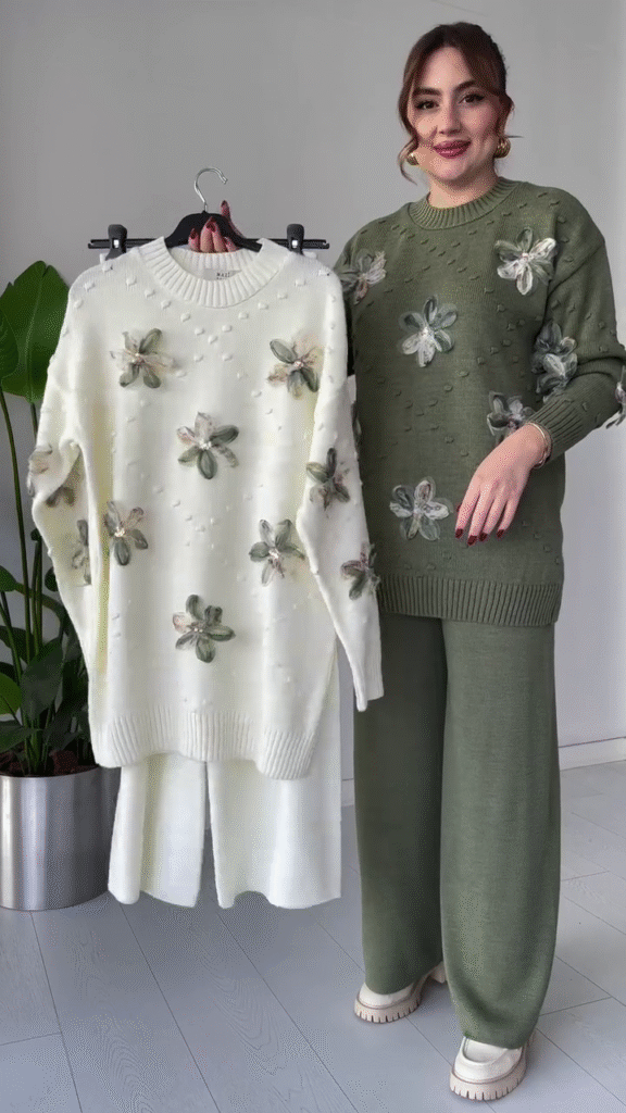3D Floral Appliqué Knit Co-ord Set 🌸 Available in Green & White - Photo 1