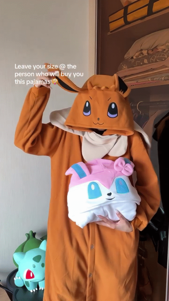 Character Onesie Pajamas 🐾 Cozy Hooded Styles – Eevee, Snorlax & Cartoon Purple - Photo 1