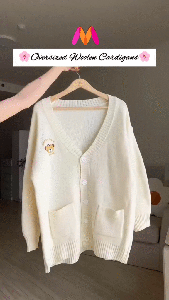Oversized Woolen Cardigan 🧵💙 With Bow Pockets & Emblem Detail – White & Blue Variant - Photo 6
