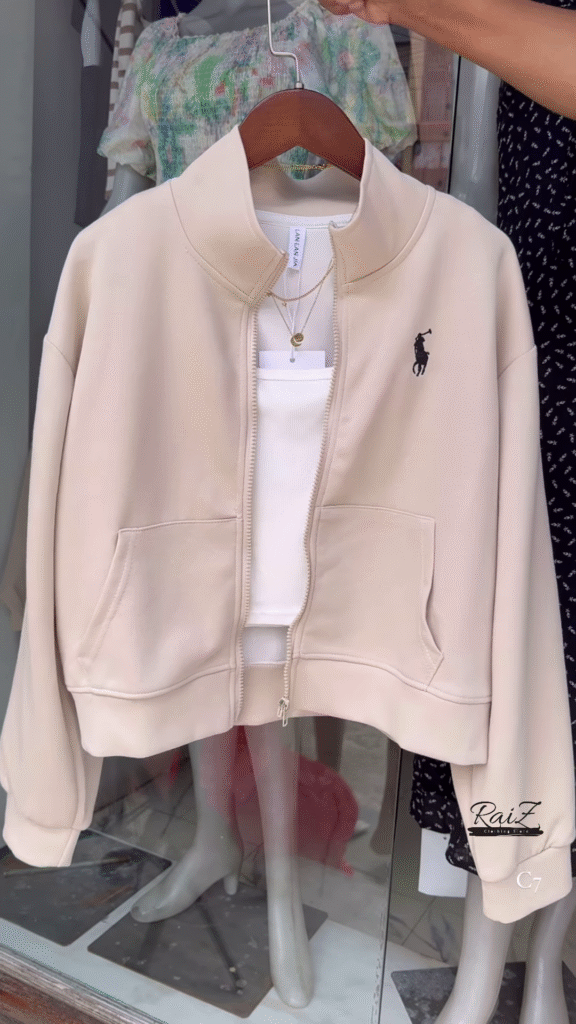 Zip-Up Layered Jackets 🧥✨ With High Collars & Gold Necklace Styling – Beige, White & Brown Variants - Photo 4