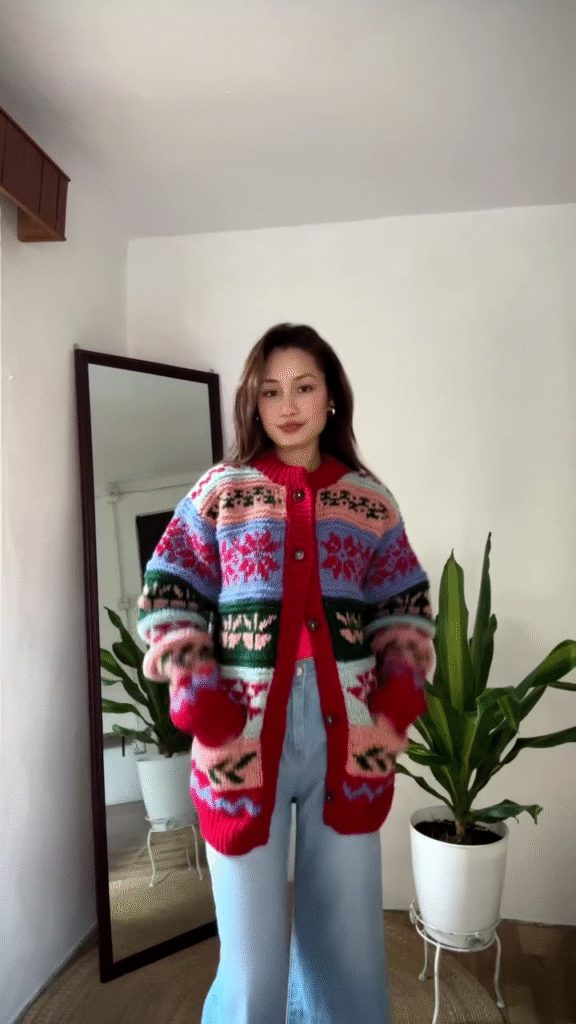 Multicolor Patterned Knit Cardigan 🧥🌈 – Styled Over Red Top & Light Blue Jeans - Photo 1
