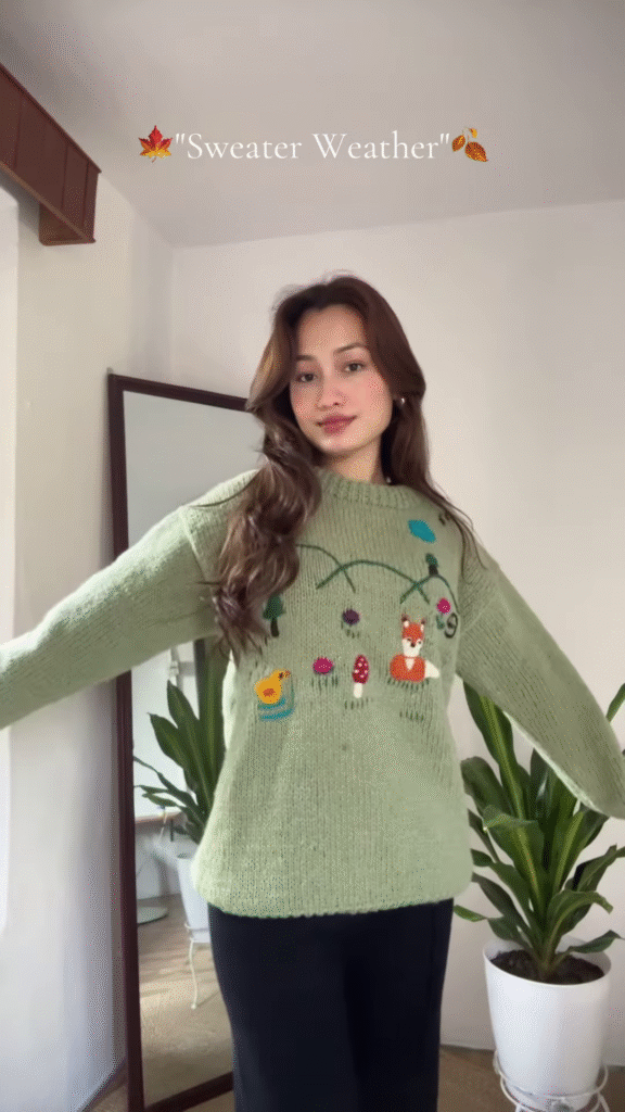 Seasonal Knit Sweater Trio 🍁🧥 – Floral, Minimal & Geometric Styles in Pink, Green & Cream Variants - Photo 4