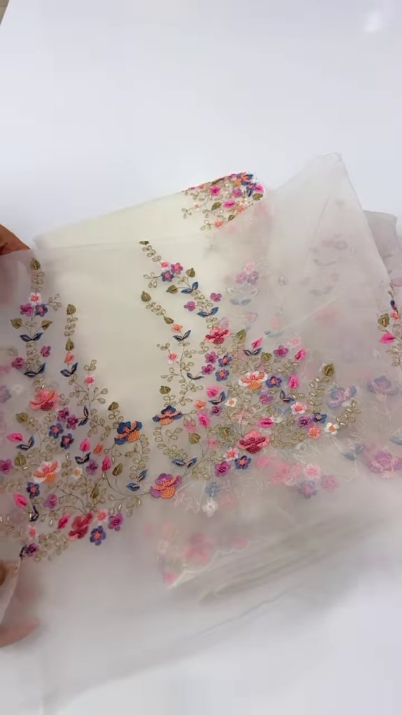 Ivory Organza Dupatta with Multicolor 3D Floral Embroidery & Scalloped Edges - Photo 3