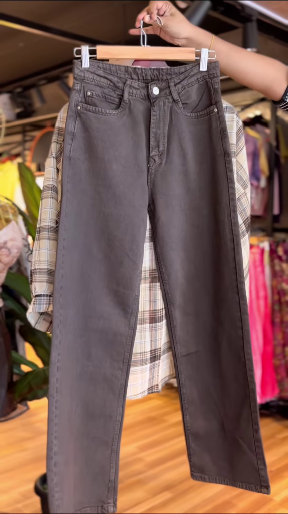 Beige & Brown Plaid Co-ord Set with White Crop Top & Black Trousers - Photo 2
