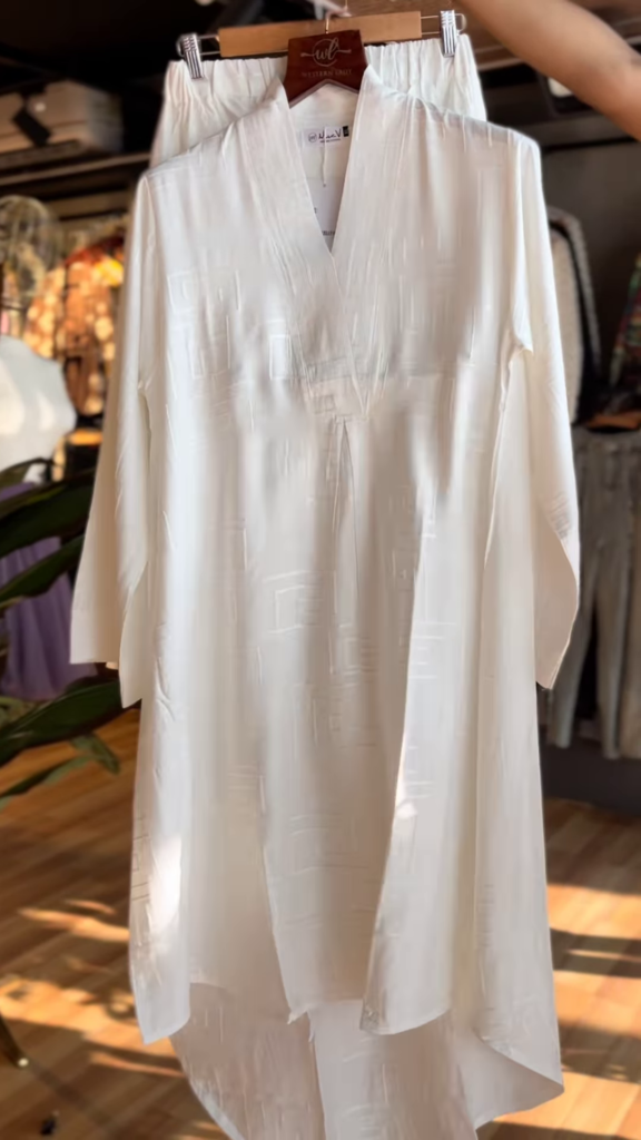 Minimalist White Co-Ord Set for Women – Textured V-Neck Long Kurta with Elastic Waist Pants | Elegant Everyday Ethnic Wear - Photo 2