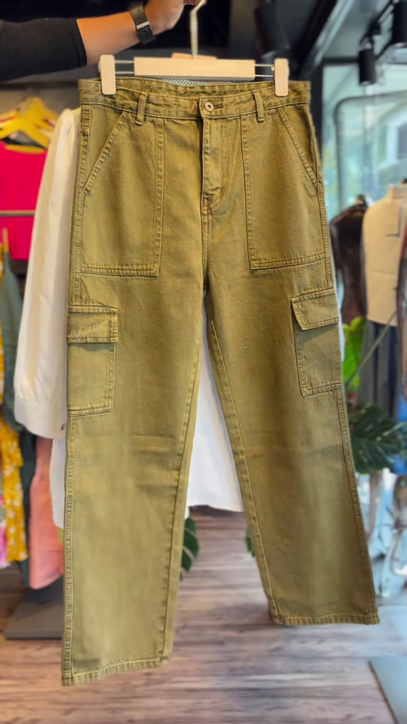 White Mandarin Collar Embroidered Kurti with Olive Green Straight Pants – Casual Ethnic Fusion Set for Everyday Chic - Photo 2