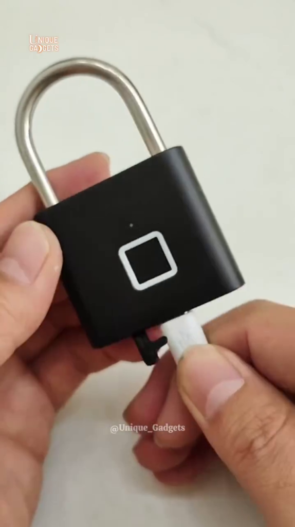 Smart Fingerprint Padlock – No Keys Needed! - Photo 1