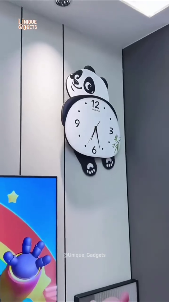 "Adorable Panda Wall Clock - Decorative 3D Animal Wall Art Timepiece for Kids Room and Nursery" - Photo 2