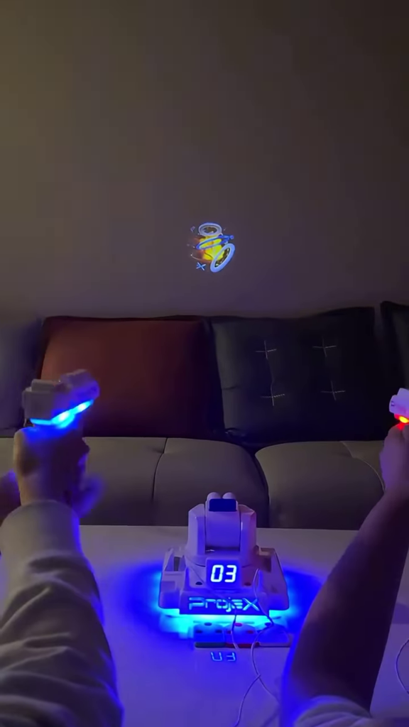 Interactive Home Projection Gaming System: Immersive Multiplayer Light Gun Console for Modern Entertainment - Photo 2