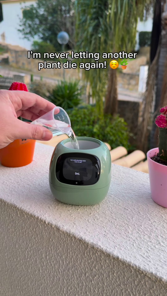 Smart Self-Care Planter – Digital Pot with Built-In Clock, Weather & Plant Health Display - Photo 3