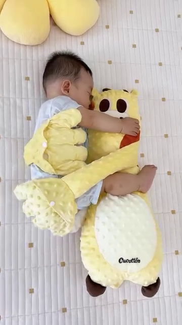 Soft Plush Baby Sleep Pillow with Attached Arms - Comfort and Security for Infants - Photo 2