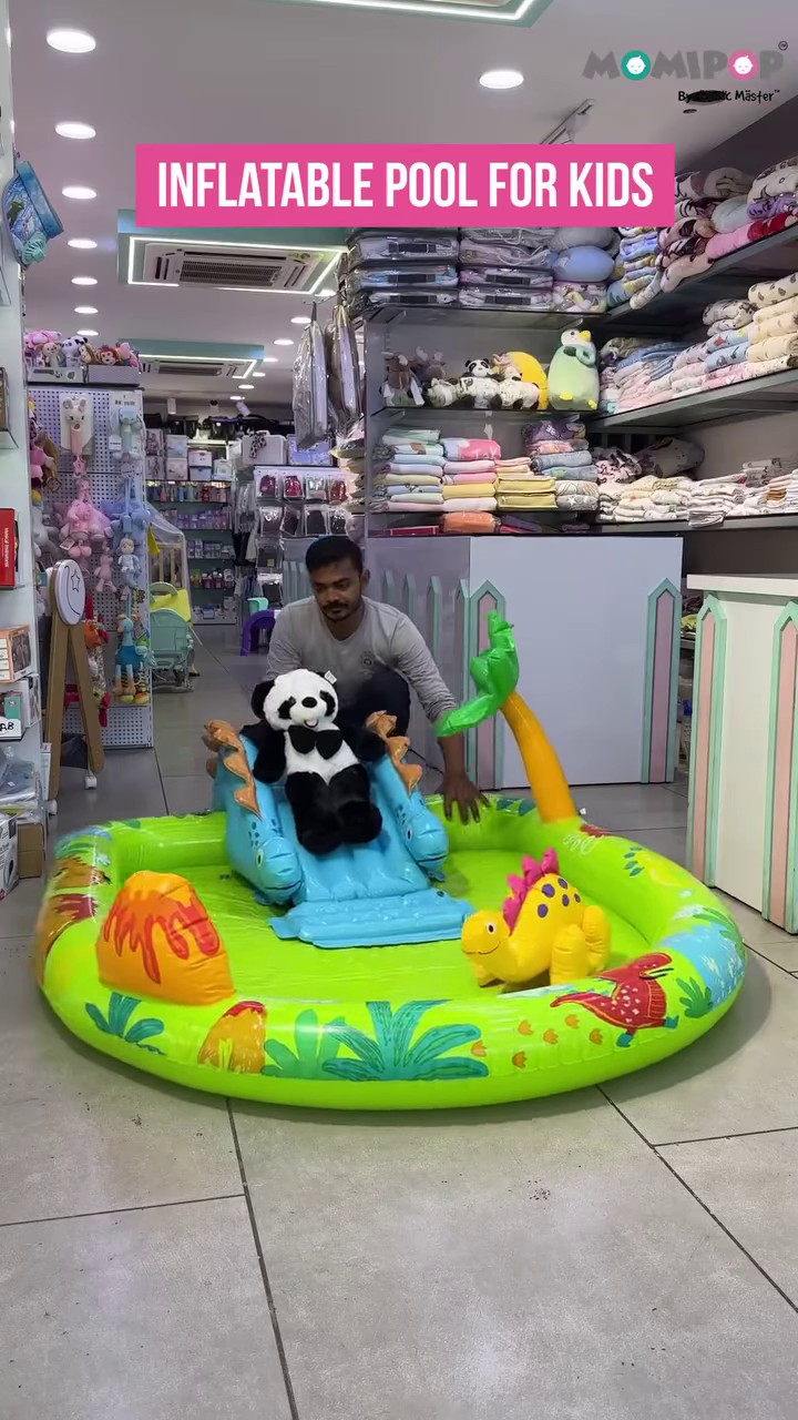 Kids' Inflatable Play Pool with Slide and Fun Animal Graphics