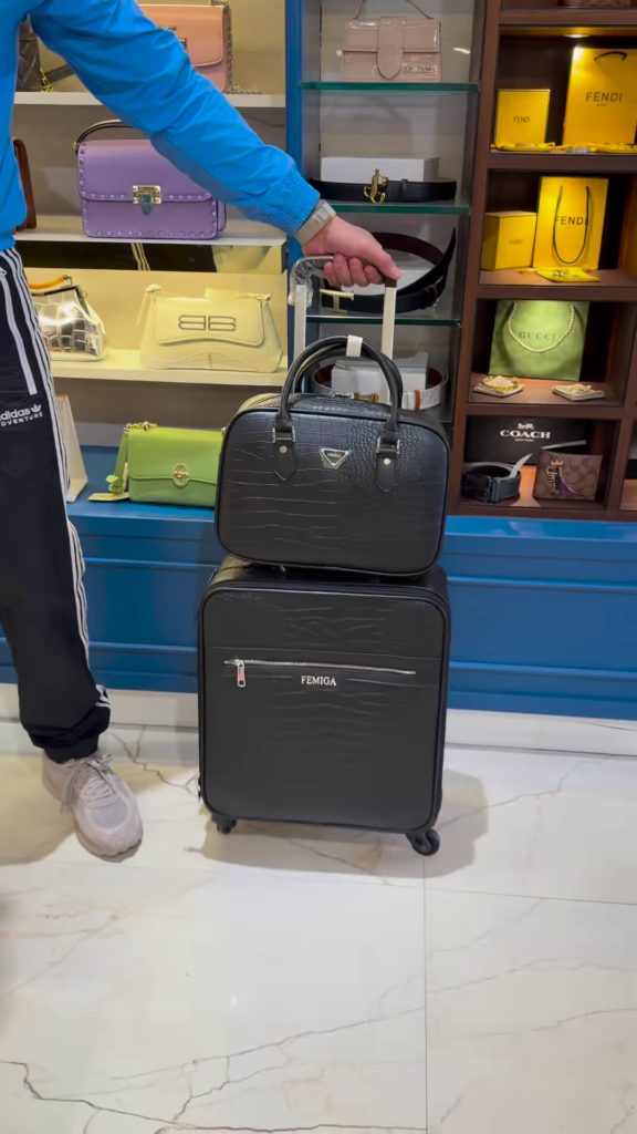 Stylish and Colorful Vertical Striped Luggage Set with Matching Handbag - Photo 2