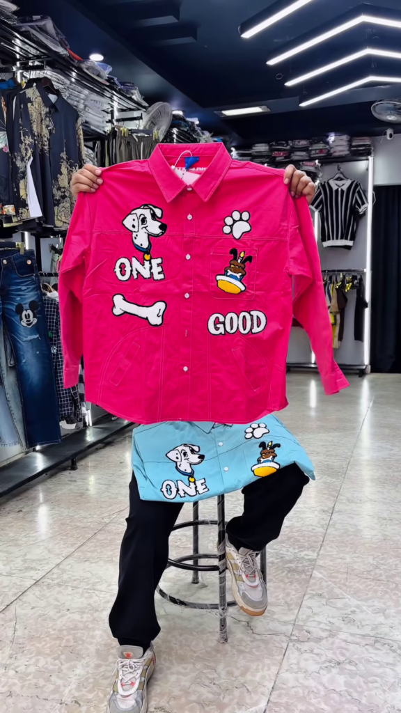 Unique Hand-Painted Cartoon Denim Shirt for Men with Christmas Theme - Photo 3