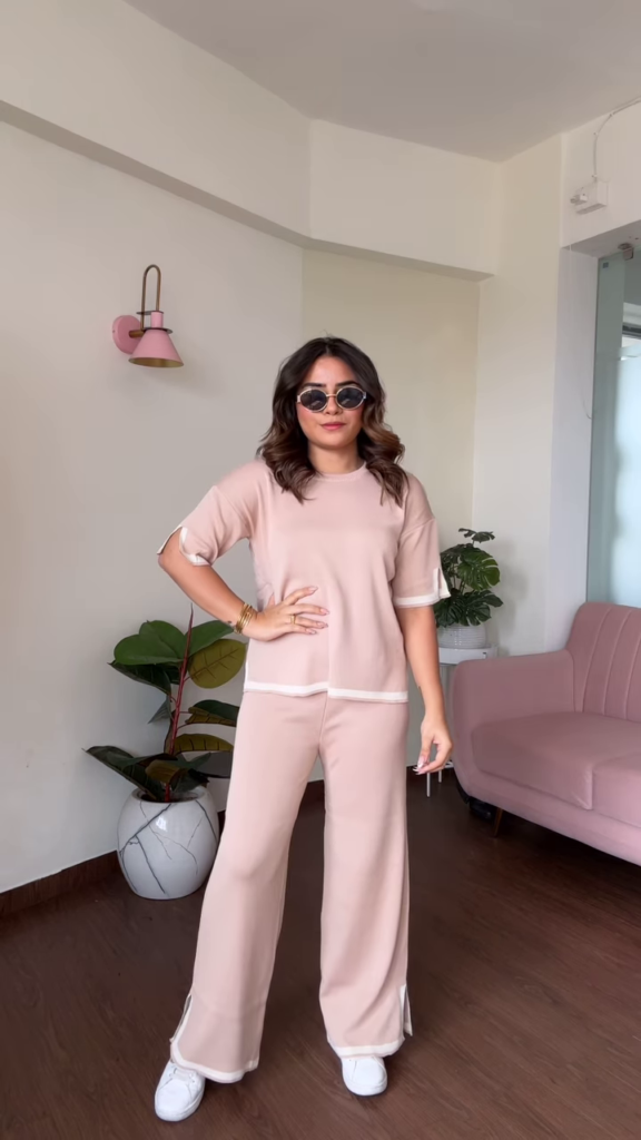 Casual Chic Women's Light Brown Knit Lounge Set with Wide-Leg Pants - Photo 1