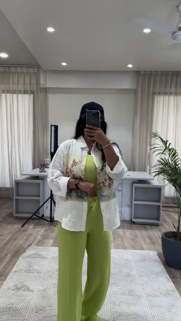 Bohemian Chic Outfit: Patterned Overshirt, Knit Top, and Wide-Leg Pants - Photo 4