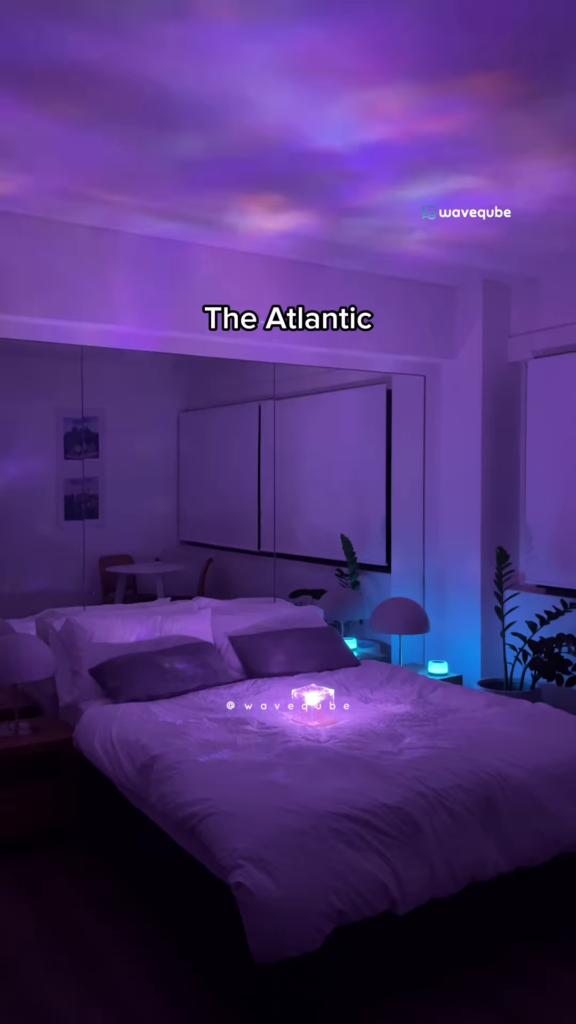 Immersive Aurora Borealis Projector for Bedroom Ambiance Lighting - Photo 3