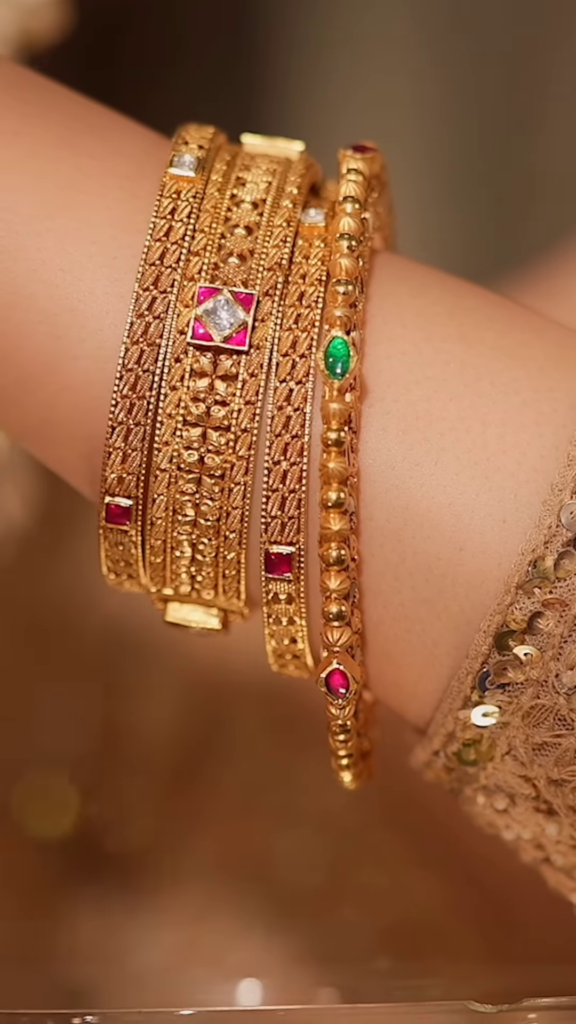 Ornate Gold-Toned Bangle with Kundan, Emerald, and Pearl Detailing - Photo 2