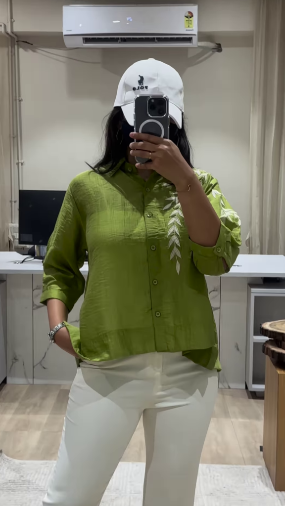 Lightweight Textured Button-Down Shirt with Three-Quarter Sleeves - Photo 4