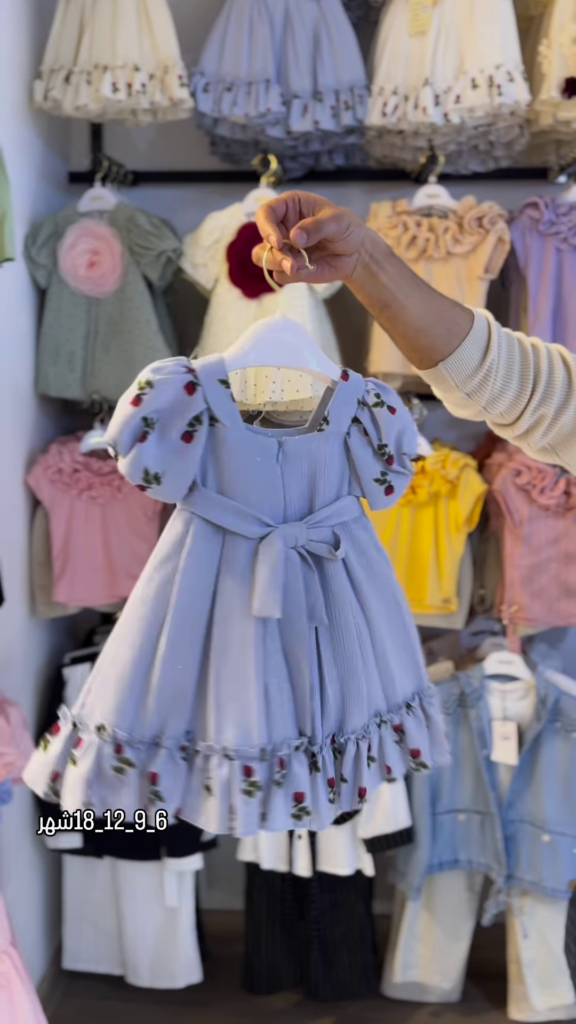 Charming Floral Print Party Dress with Puff Sleeves and Ruffle Hem for Girls - Photo 1
