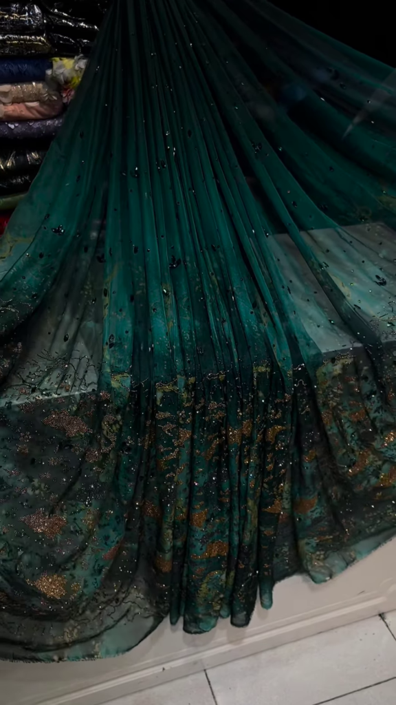 Elegant Emerald Green Ombre Saree with Embellished Border - Photo 2