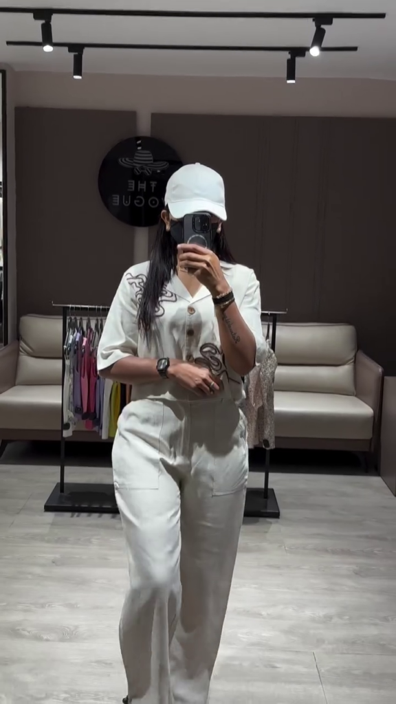Relaxed Fit Linen Blend Two-Piece Set with Cropped Top and Wide-Leg Pants - Photo 2