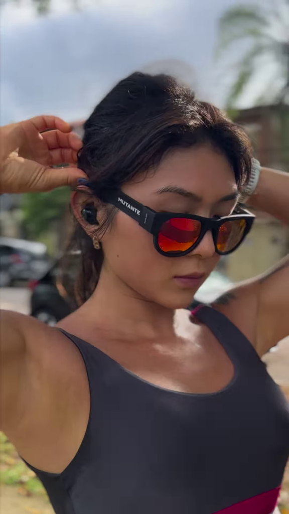 Foldable Sports Sunglasses with Mirrored Red Lenses and Secure Wrist Strap - Photo 3