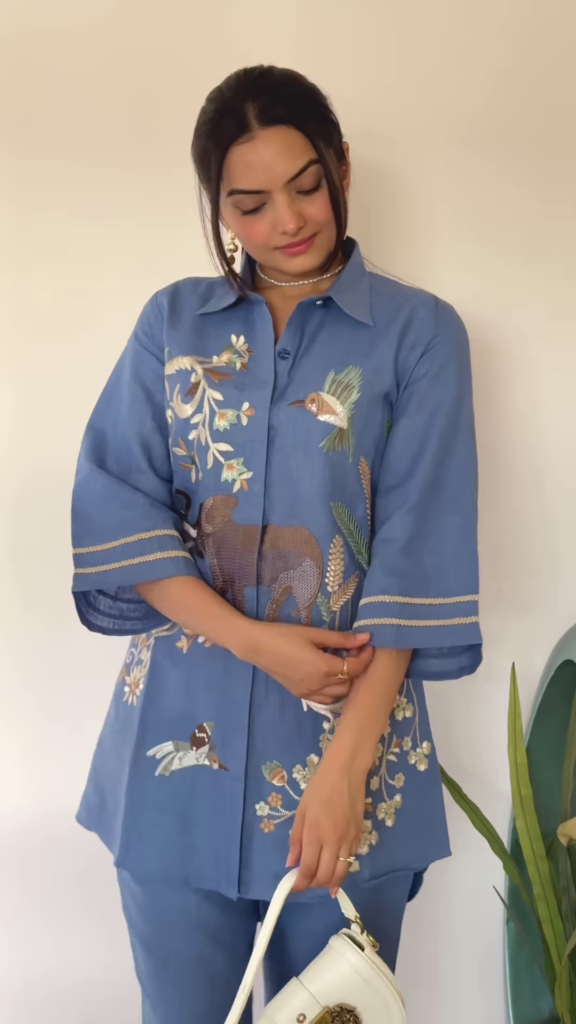 Artisanal Embroidered Linen Blend Shirt and Pants Set with Animal Motifs - Photo 2