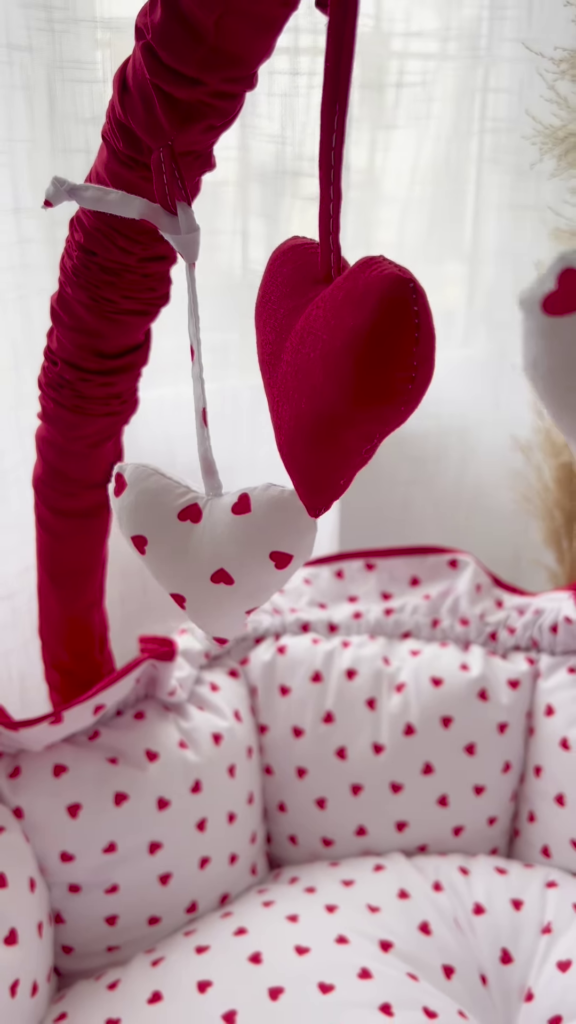Cozy Baby Bassinet with Heart Print and Hanging Heart Mobiles - Photo 2
