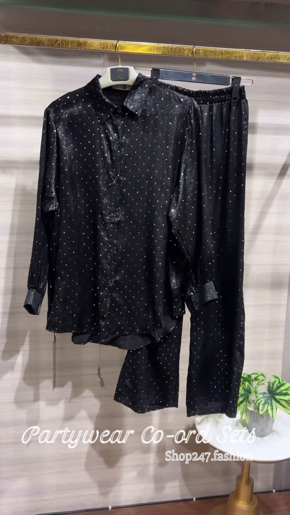 Elegant Black Partywear Co-ord Set with Embellished Top and Wide-Leg Pants - Photo 9