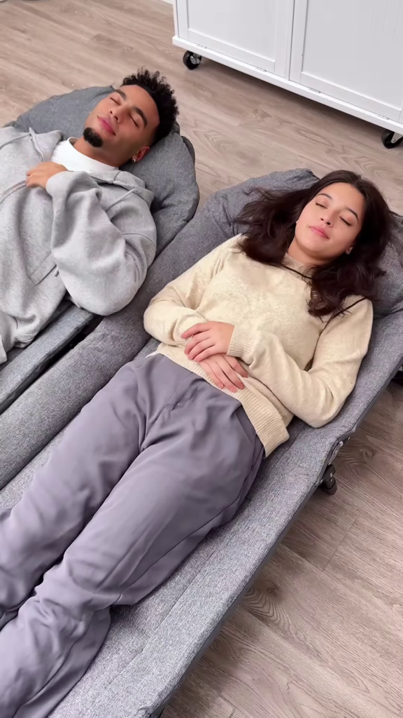 Portable Folding Bed for Adults with Comfortable Mattress - Photo 2