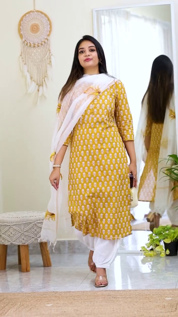 Light Blue Printed Straight-Cut Kurti Set with Coordinating Dupatta - Photo 3