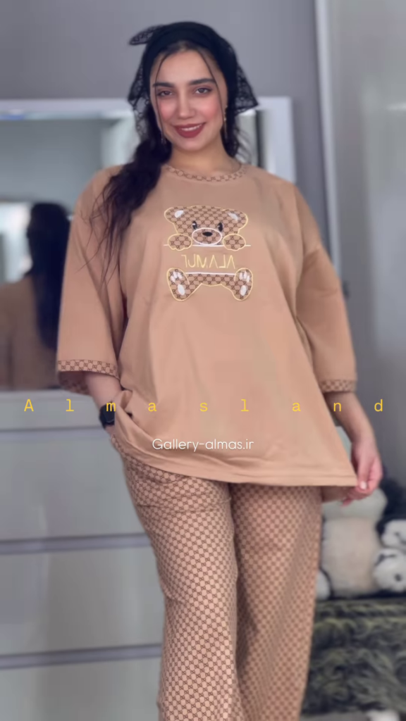 Cute Cartoon Graphic Long-Sleeved Pajama Top - Photo 3