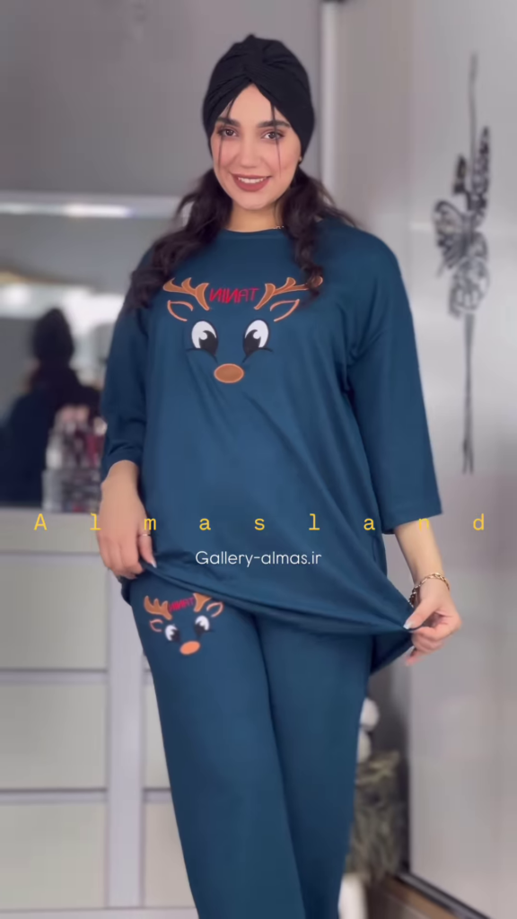Cozy Reindeer Graphic Pajama Set with Long Sleeves and Pants - Photo 7