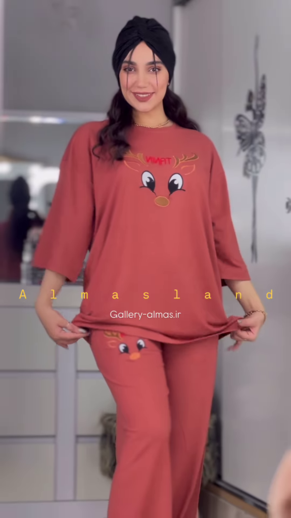 Cozy Reindeer Graphic Pajama Set with Long Sleeves and Pants - Photo 6
