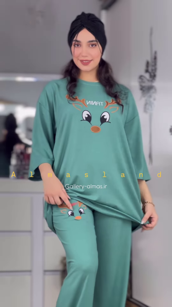 Cozy Reindeer Graphic Pajama Set with Long Sleeves and Pants - Photo 3