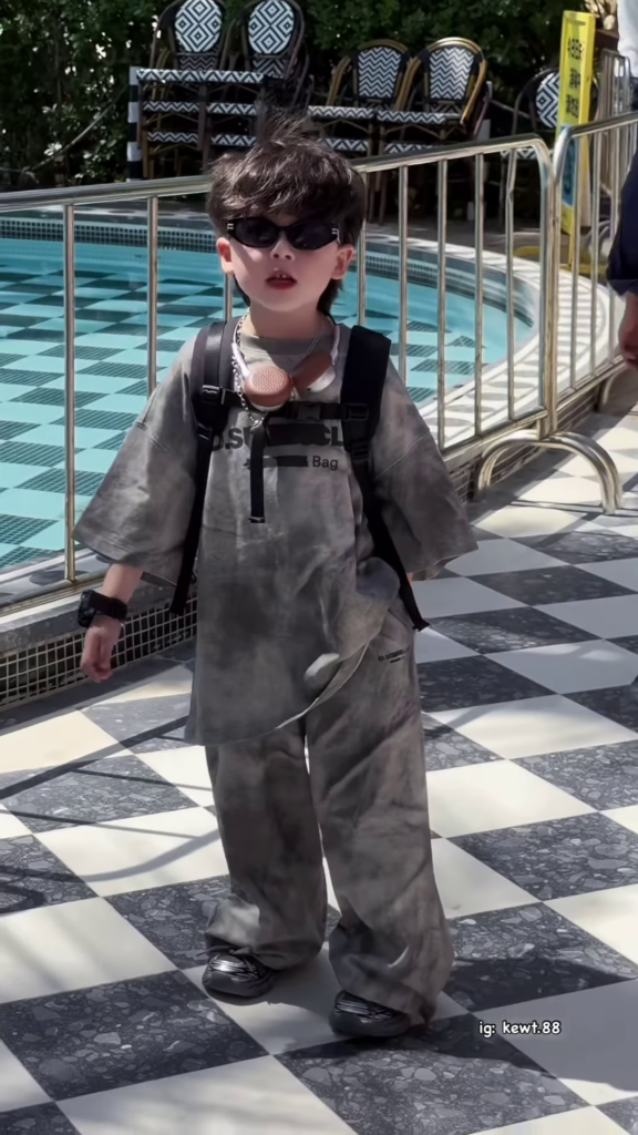 Trendy Tie-Dye Outfit Set for Kids with Backpack - Photo 5