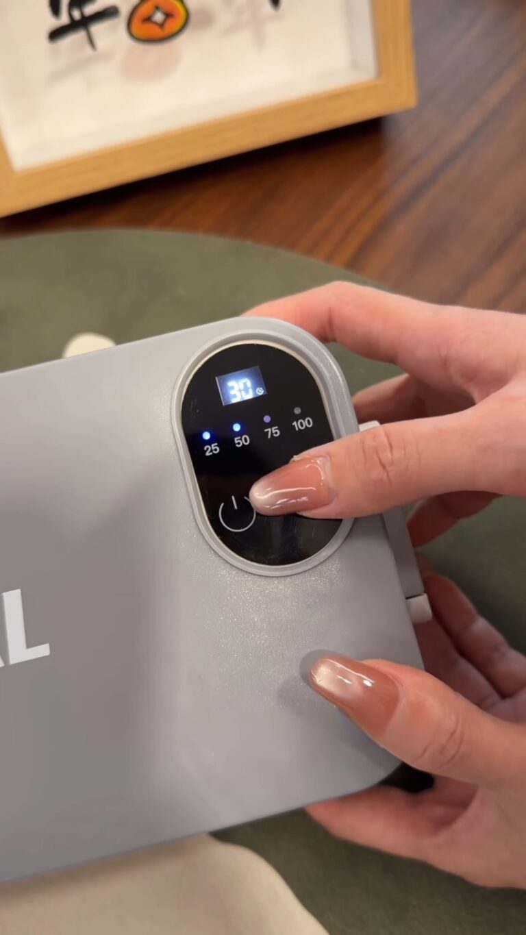 Smart Thermal Food Warmer Lunch Box – Modern Portable Meal Solution